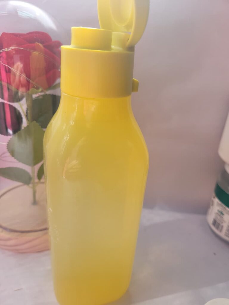Crie o hábito de beber 600 ml de água ao acorda e mude sua vida beba 600ml de agua ao acordar para sua saude