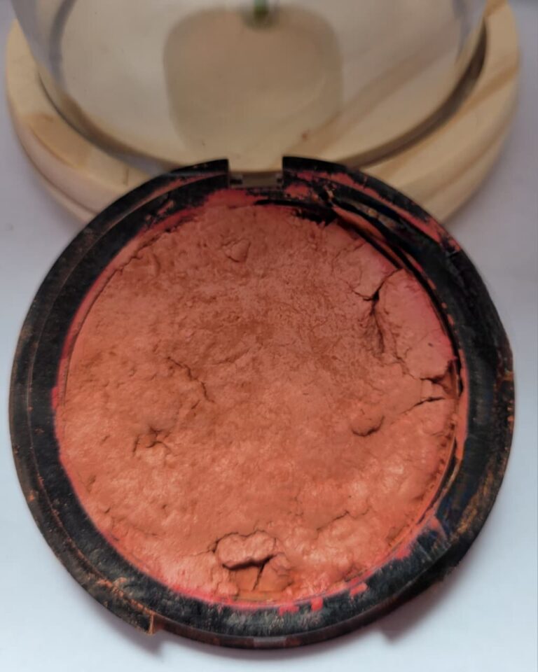Como recuperar pó compacto ou blush quebrado recuperando maquiagem