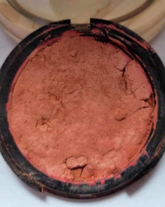 Como recuperar pó compacto ou blush quebrado recuperando maquiagem