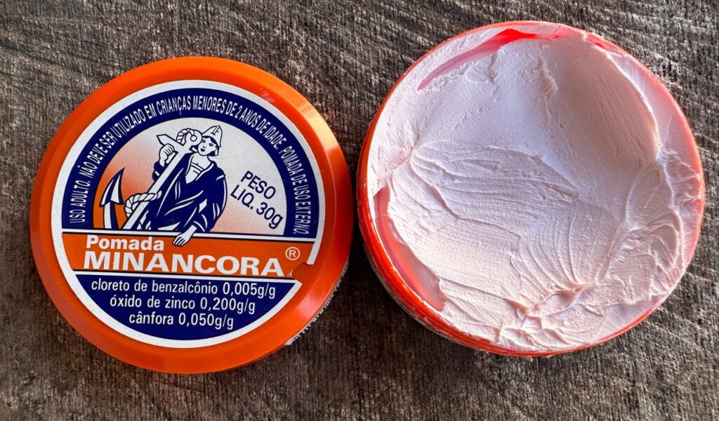 pomada minancora