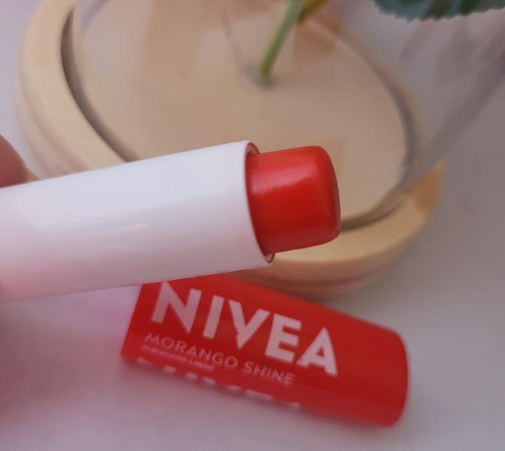 Resenha Hidratante Labial Nivea de Morango hidratante labial nivea